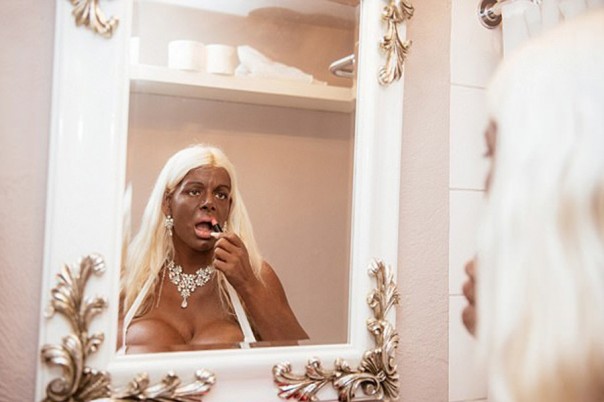 Как выглядит женщина, вложившая в свое тело 60 000 $?