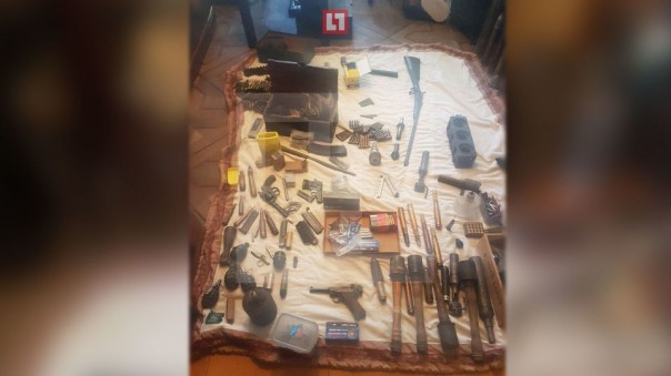 В квартире умершего инвалида-колясочника обнаружили склад оружия времён ВОВ