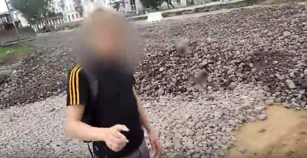 На Урале угрожают уволить мать подростка, снявшего видео про ремонт дороги