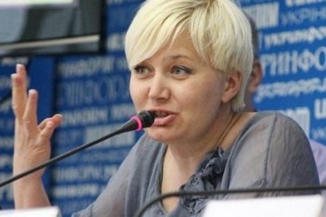 Лариса Ницой призвала свидомых брать ухваты и вилы и давить русскоязычное меньшинство