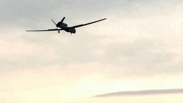 Американский беспилотник провел многочасовую разведку над Донбассом, отслеживая и приграничные территории РФ