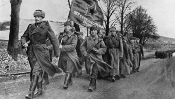 "Встречайте Красную Армию": о чем Минобороны России напомнило полякам