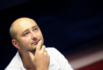 Аркадий Бабченко поспешил переобуться: «В России власть сильнее, чем на Украине»