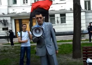 Проглядели: Как идеолог украинского национализма получил российское гражданство