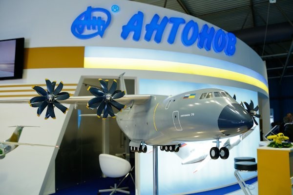 Украинские «достижения»: что Порошенко приготовил для мертвого «Антонова»