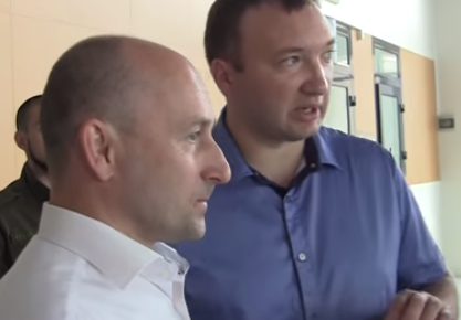 Мэр Донецка Кулемзин посетил восстановленный после обстрелов бассейн в прифронтовой зоне