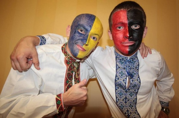 «Нерабы»: Западная пресса в открытую рассуждает, как нагнуть Украину