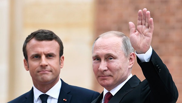 Трое французских офицеров-разведчиков попали в плен в Сирии