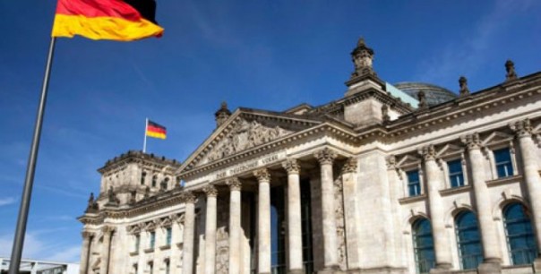 МИД Германии - «Мы не намерены оставлять без ответа безумные требования сошедших с ума поляков»