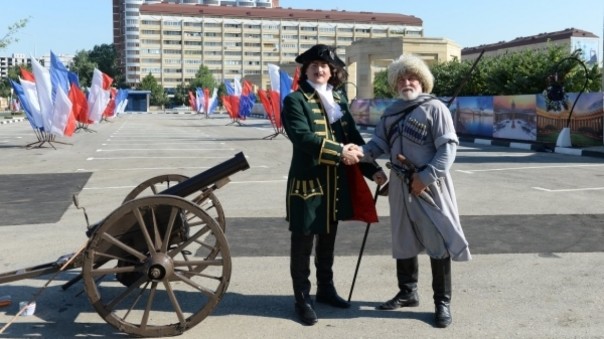 Кадыров и Полтавченко открыли в Грозном Санкт-Петербургскую улицу