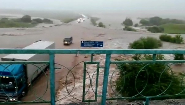 Уссурийск ушел под воду после сильных ливней