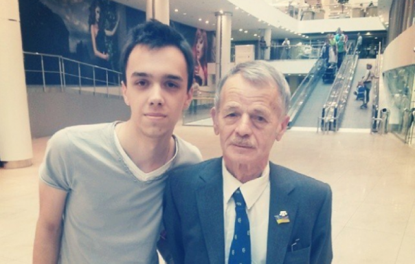 Днище: волонтер сайта "Миротворец" инициировал опрос по способу убийства Елены Бережной