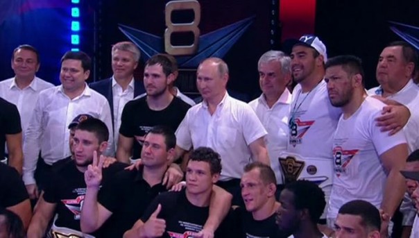 Путин поблагодарил крутых парней за дерзость и мужество. Семь побед из десяти: Путин в Сочи поболел за российских самбистов