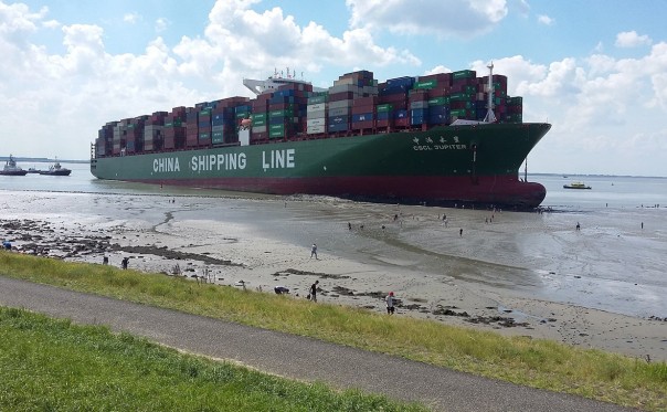 Брандер 21 века в устье Шельды