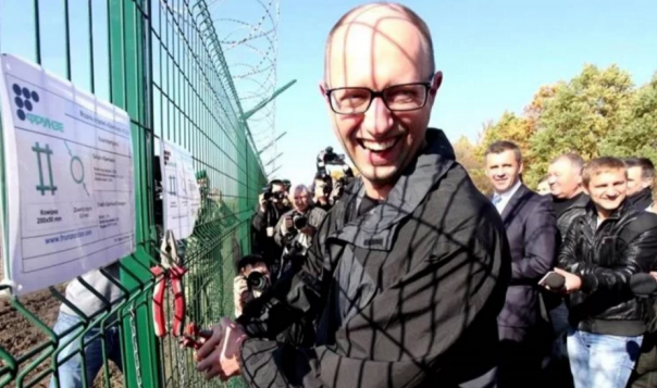 Строители Великой украиньской Стены.