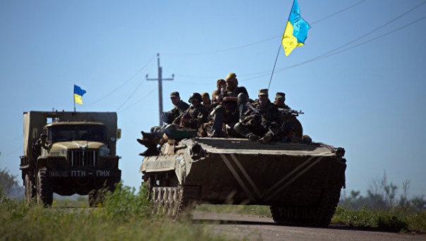 «Верные» товарищи: солдаты украинской армии бросили командира умирать на поле боя
