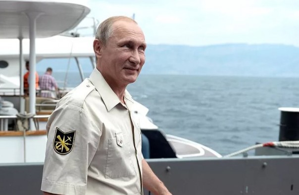 Сегодня Севастополь встречает президента России Владимира Путина