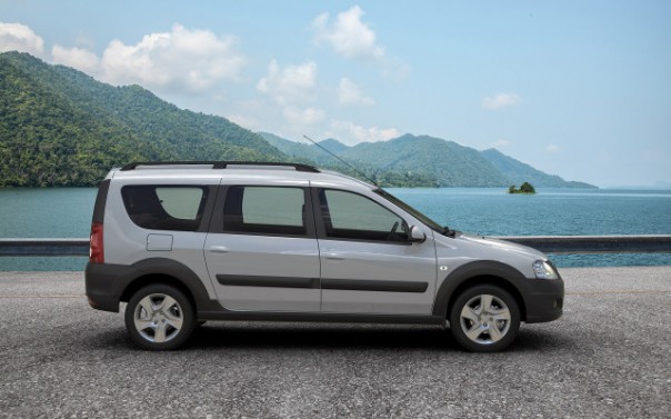 Мощный и доходный: как российский минивэн Lada Largus «обогнал» зарубежные аналоги?