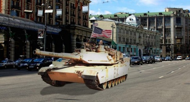 Их мечта - на "Абрамсе" по Тверской. Юлия Витязева