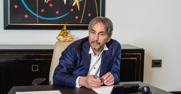 "Ты — не ты, когда голоден". Бизнесмена Умара Джабраилова задержали за стрельбу в московском отеле