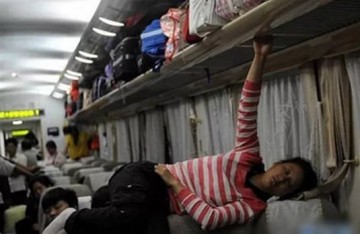 Блогер - о поведении китайских туристов в «Сапсанах», курсирующих между Москвой и Петербургом