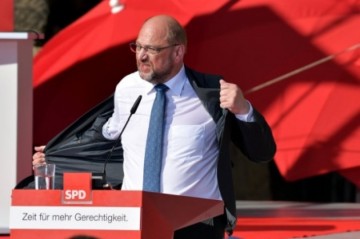 Главный конкурент Меркель выступил за вывод из Германии американского ядерного оружия