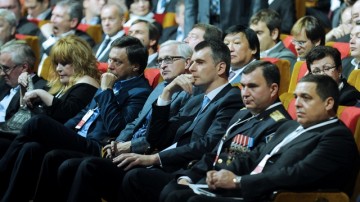 Путин и олигархи: бить или не бить?