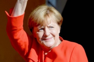 Предвыборное турне Меркель по Восточной Германии: канцлеру пожелали - «проваливай!»