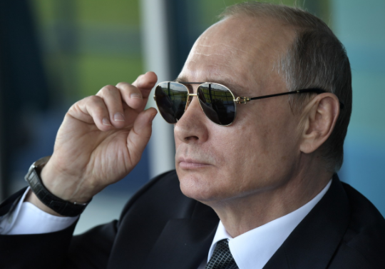"Шерше ля фам". Главным соперником Путина на выборах может стать женщина