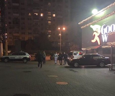 В Киеве произошла поножовщина между хрюмбергом и сторонниками Новороссии