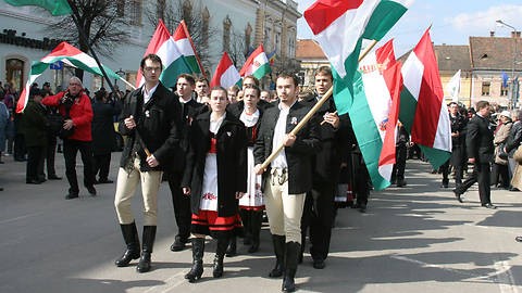 На пути к мовнюковому Суржикистану
