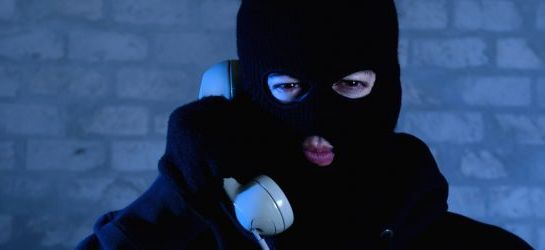 Телефонный террор в России: За ложными звонками стоит кто-то на Украине