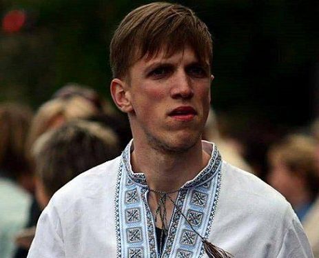 В Мариуполе "азовец" вызвал полицию из-за прослушивания соседями песни "Вставай, Донбасс"