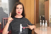 В сети обеспокоились психикой Екатерины Андреевой после поста о вине
