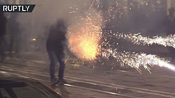 «Мы великаны, а вы — семь карликов»: в Италии протесты против саммита G7 закончились беспорядками