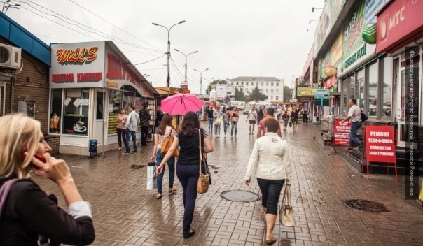 С целью выяснить, что жители Донбасса думают о России и ее участии в решении кризиса на юго-востоке Украины, киевские журналисты вышли на улицы Донецк