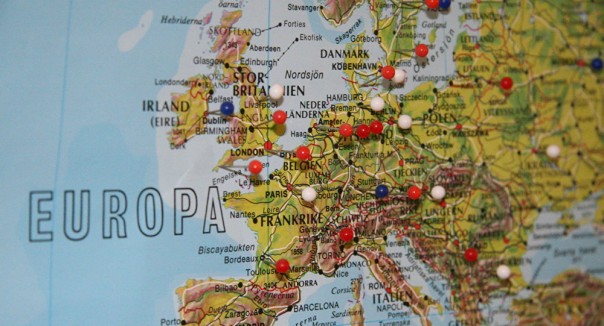 Страны Балтии просят Le Monde не называть их бывшими республиками СССР