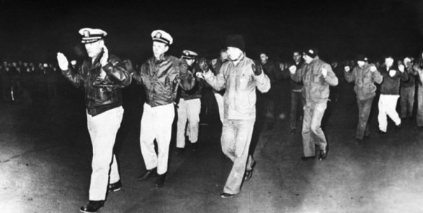 На абордаж! Как корейцы американский корабль захватили