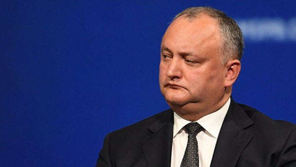 Додон заявил, что не подпишет ни один антироссийский закон