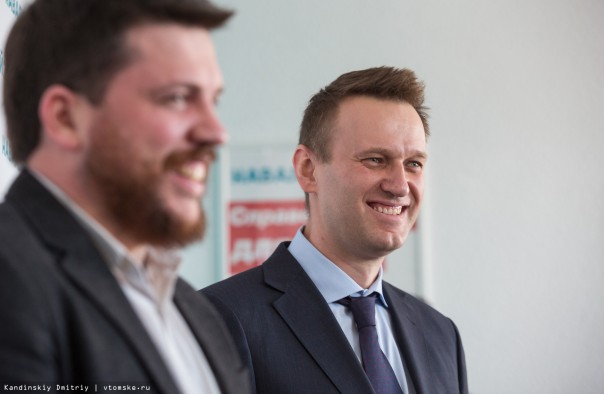 «Заткнись» и «отвали» - как Навальный уволил пожаловавшихся волонтёров за «обидки»