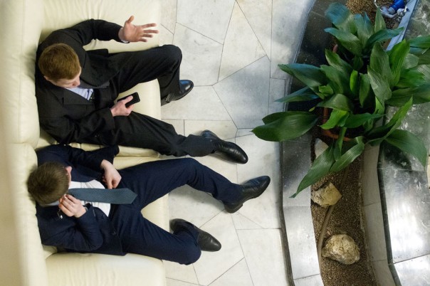 Банки узнают о смене телефона клиента без его согласия