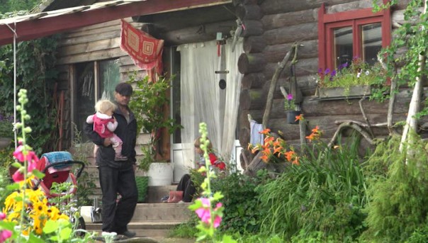 Отчужденное счастье. Документальный фильм Алексея Михалева