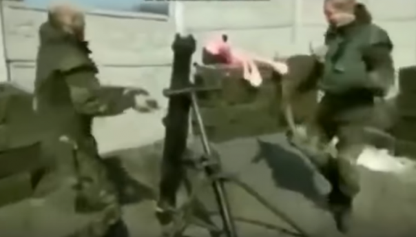 Хрюмберги спели "щенявмерло" и после взрыва миномета отправились на встречу к бандере (Видео)