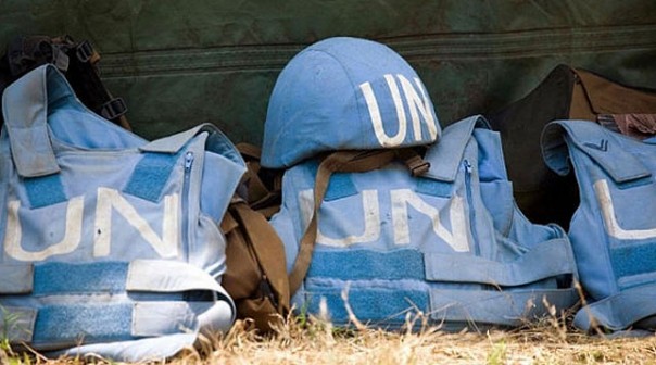 Порошенко хочет использовать «синие каски» в своей войне