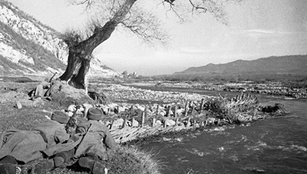 Война в горах: эсэсовцы и егеря против советских танкистов и альпинистов