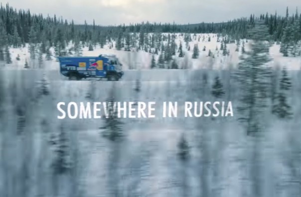 Боевой КАМАЗ победителя Дакара-2017 в захватывающем ролике