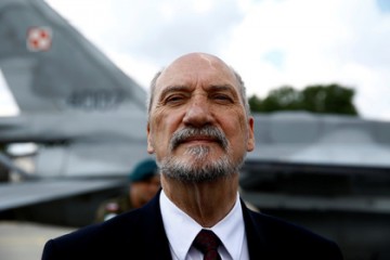 Власти Польши назначили СССР виновным за Холокост