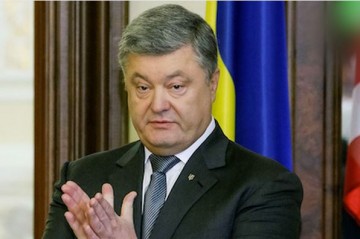 Красна шапка с позвонком, да сапожки с каблучком