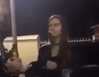 Житель Ульяновска послал девицу в нокаут после слов "Что, ударишь меня, что ли?"