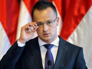 "Харчок в пятачок" Украине. 